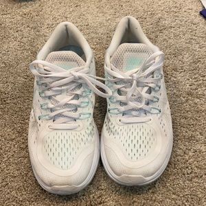 Nike Free Run Tennis Shoes